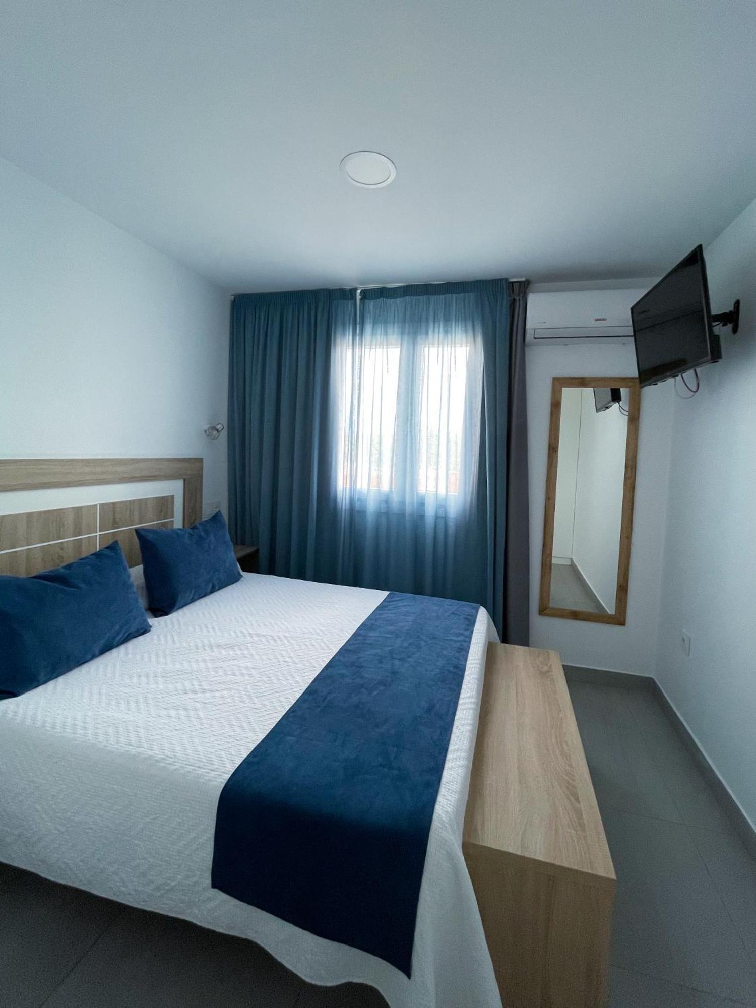 Apartamentos Lusitania Parking Gratis Bajo Disponibilidad Mérida Buitenkant foto